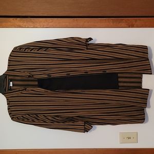 Gloria Lance dressy top black & tan stripe  Sz 2X
